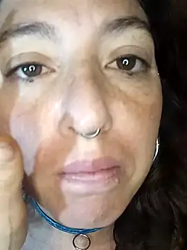 Snapshot of sweetbabyass chatting on October 5, 11:32 pm sweetbabyass online show from October 5, 11:32 pm