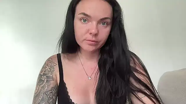 yorkshiregal online show from October 15, 7:22 am