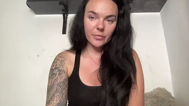 yorkshiregal online show from October 9, 6:06 am