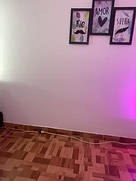 mariaan m  online show from April 11, 1:12 am