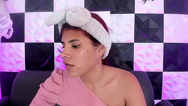 AfroditaMoore online show from October 30, 4:15 am