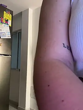 paulette karim1 online show from November 10, 8:15 pm