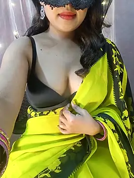 Snapshot of sree_cute chatting on October 14, 10:34 pm sree cute online show from October 14, 10:34 pm