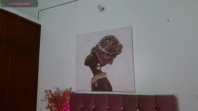 Snapshot of couple_lovelyds chatting on September 28, 9:31 pm couple lovelyds online show from September 28, 9:31 pm