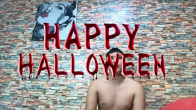 Snapshot of couple_lovelyds chatting on October 31, 1:37 pm couple lovelyds online show from October 31, 1:37 pm