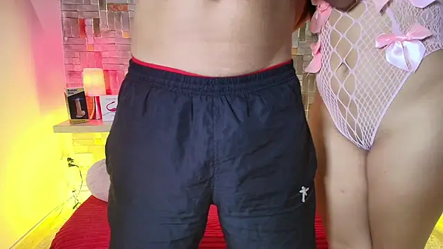 Snapshot of couple_lovelyds chatting on September 24, 8:52 pm couple lovelyds online show from September 24, 8:52 pm