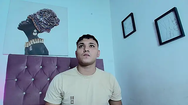 Snapshot of couple_lovelyds chatting on October 25, 8:59 pm couple lovelyds online show from October 25, 8:59 pm