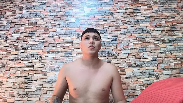 Snapshot of couple_lovelyds chatting on October 21, 8:35 pm couple lovelyds online show from October 21, 8:35 pm