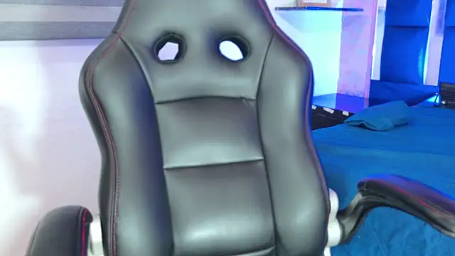 Sofia martiin online show from September 23, 3:04 am