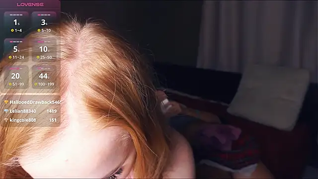 Snapshot of WilonaAven chatting on October 31, 11:03 am WilonaAven online show from October 31, 11:03 am