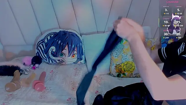 Snapshot of MorganitaX chatting on October 24, 7:43 pm MorganitaX online show from October 24, 7:43 pm