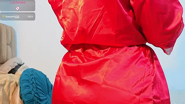 KloheCurvy online show from January 5, 5:27 pm