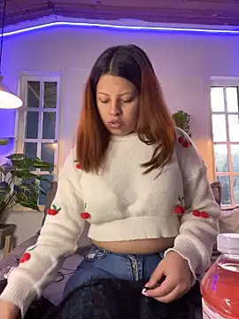 Snapshot of ShyVibes_ chatting on October 20, 7:50 pm ShyVibes online show from October 20, 7:50 pm