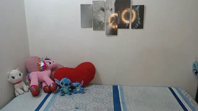 Snapshot of Pocahontas_Princess_ chatting on September 17, 1:53 pm Pocahontas Princess online show from September 17, 1:53 pm