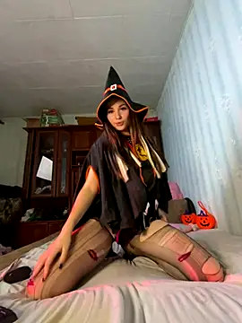 Snapshot of DreamKarina chatting on October 30, 6:42 pm DreamKarina online show from October 30, 6:42 pm