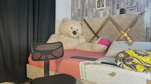 Violetrousse online show from November 25, 9:15 pm