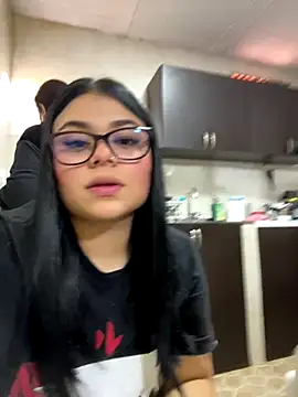 Snapshot of alissonfernandez_ chatting on September 19, 4:39 pm alissonfernandez online show from September 19, 4:39 pm