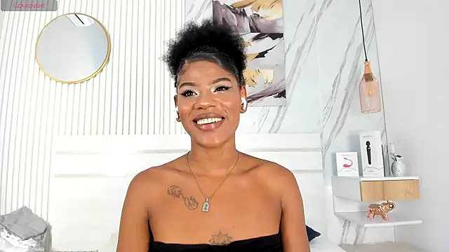 Sara Lewwis online show from October 5, 11:48 am