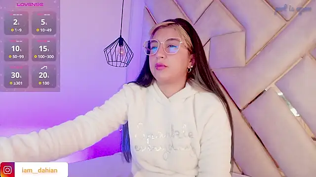 Dahian Dmour online show from January 14, 12:10 pm