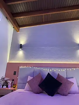 AniiRose online show from October 10, 1:10 am