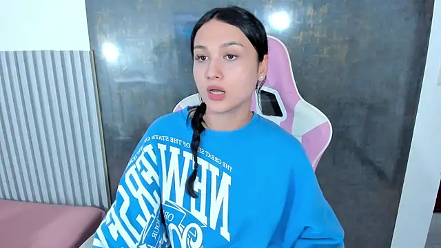 Snapshot of lana_boomer chatting on October 19, 9:06 pm lana boomer online show from October 19, 9:06 pm