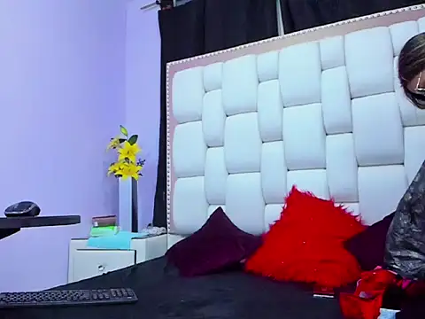 Salome Moonn online show from October 14, 1:19 am