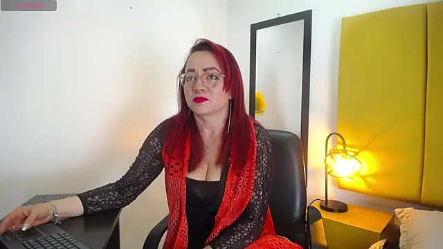 Snapshot of Lupiita223 chatting on September 23, 1:20 pm Lupiita223 online show from September 23, 1:20 pm