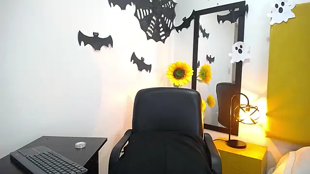 Snapshot of Lupiita223 chatting on October 6, 1:06 pm Lupiita223 online show from October 6, 1:06 pm