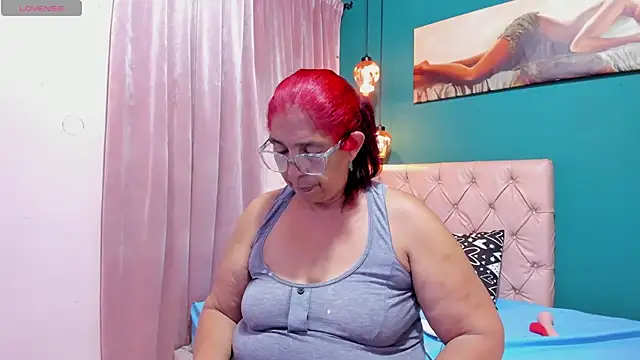 renata milf  online show from November 29, 12:09 pm