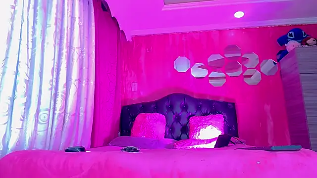 TiffanyMackensyy online show from March 7, 1:56 am