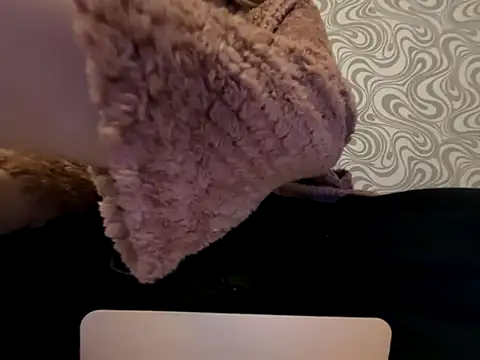 bunnyamy online show from November 20, 12:44 am