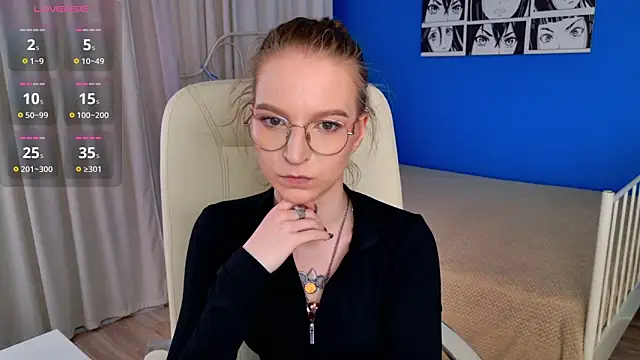 VioletShine online show from March 26, 1:24 pm