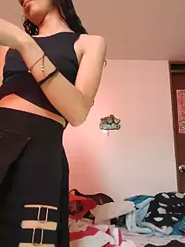 Queenjenn   online show from June 23, 7:34 pm