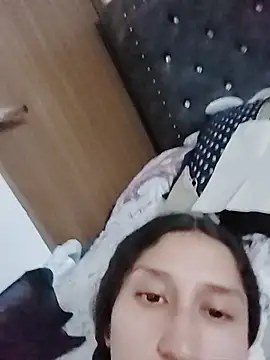 Queenjenn   online show from June 17, 12:12 am