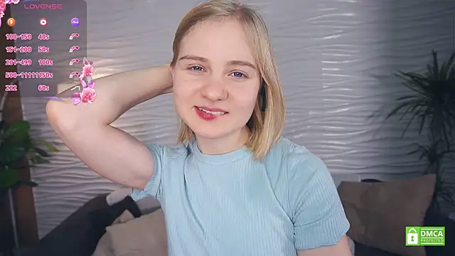 OdelinaFicken online show from December 4, 4:15 am