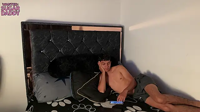 Snapshot of khonsu_s chatting on September 18, 11:36 pm khonsu s online show from September 18, 11:36 pm