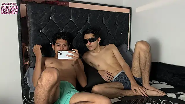 Snapshot of khonsu_s chatting on October 12, 8:44 pm khonsu s online show from October 12, 8:44 pm