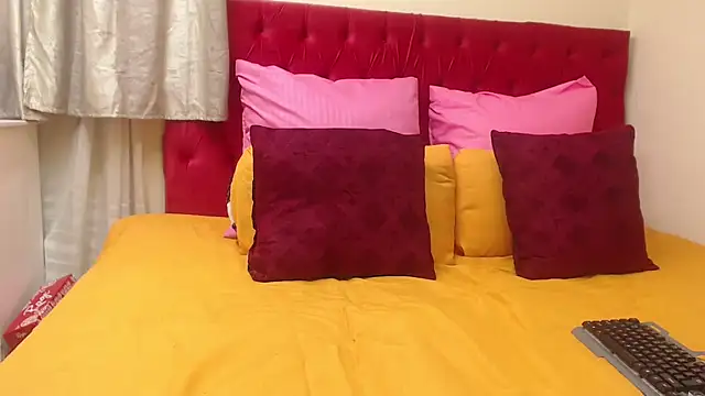 Snapshot of WATERMELLON79 chatting on October 7, 5:56 am WATERMELLON79 online show from October 7, 5:56 am