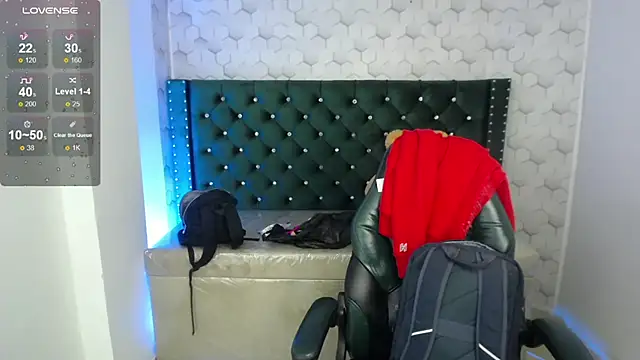 Snapshot of Sofi_hot_4m chatting on September 20, 1:53 pm Sofi hot 4m online show from September 20, 1:53 pm