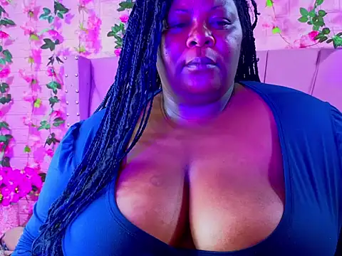 rocio bbw  online show from October 13, 11:29 pm