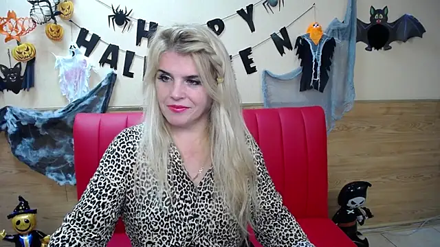 Julya Barbi online show from October 30, 7:55 am