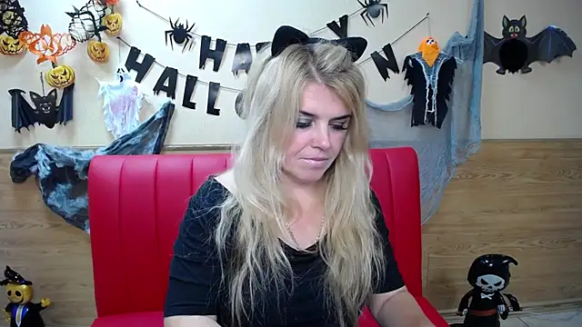 Julya Barbi online show from October 28, 6:08 am