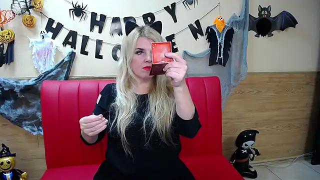 Julya Barbi online show from October 31, 6:12 pm