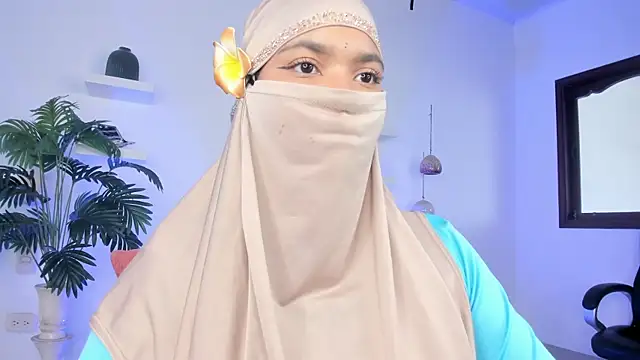 Snapshot of saray_halam chatting on September 27, 6:48 pm saray halam online show from September 27, 6:48 pm