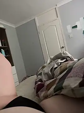 Snapshot of AmberTaylorXxx chatting on October 3, 12:43 pm AmberTaylorXxx online show from October 3, 12:43 pm