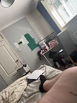 Snapshot of AmberTaylorXxx chatting on September 22, 8:35 am AmberTaylorXxx online show from September 22, 8:35 am