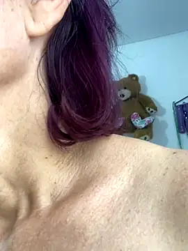 Snapshot of Goddess-Love- chatting on September 18, 12:15 pm Goddess-Love- online show from September 18, 12:15 pm