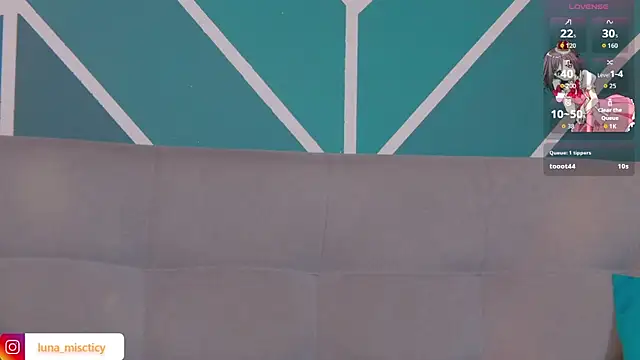 Snapshot of Lunamistyc chatting on September 25, 9:01 pm Lunamistyc online show from September 25, 9:01 pm