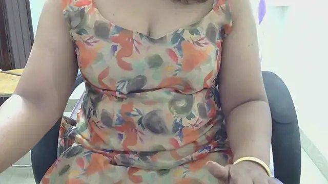 Snapshot of indian_anu_mallu chatting on October 22, 1:54 am indian anu mallu online show from October 22, 1:54 am