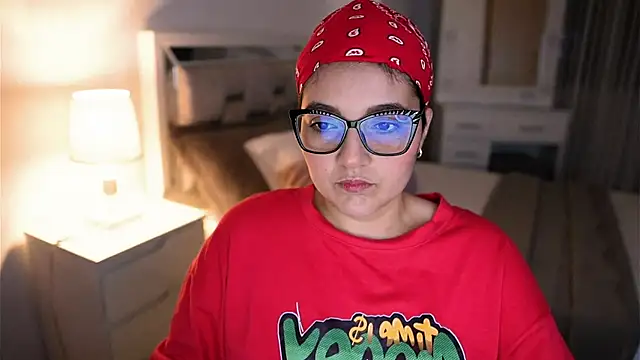 Camilaa bueno online show from October 17, 2:37 am